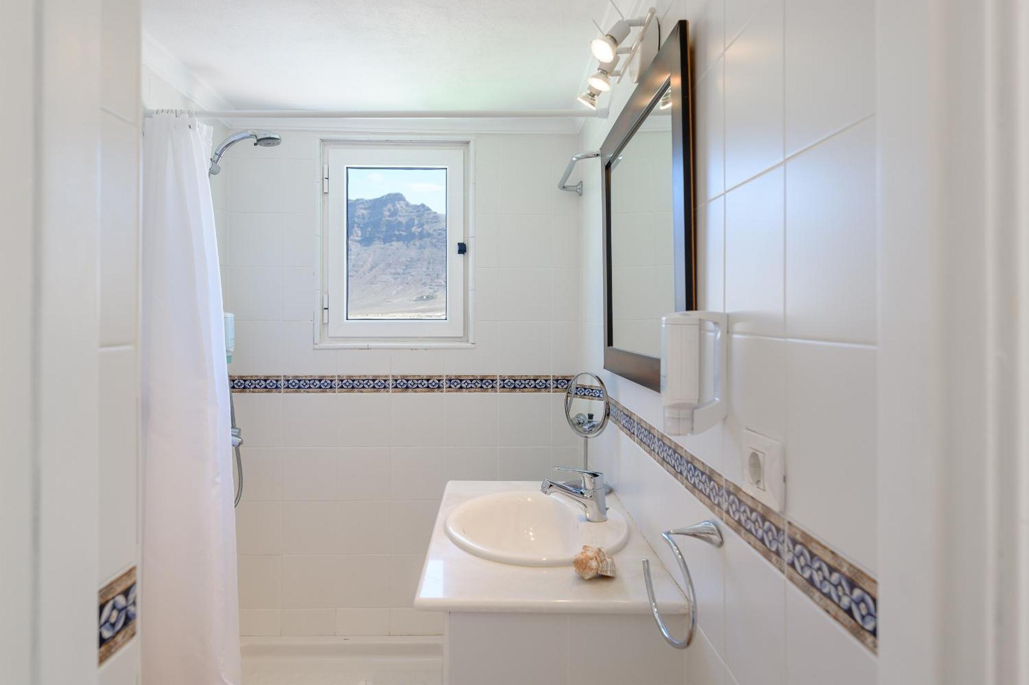 Famara Caracolillos, El Apartamento 外观 照片